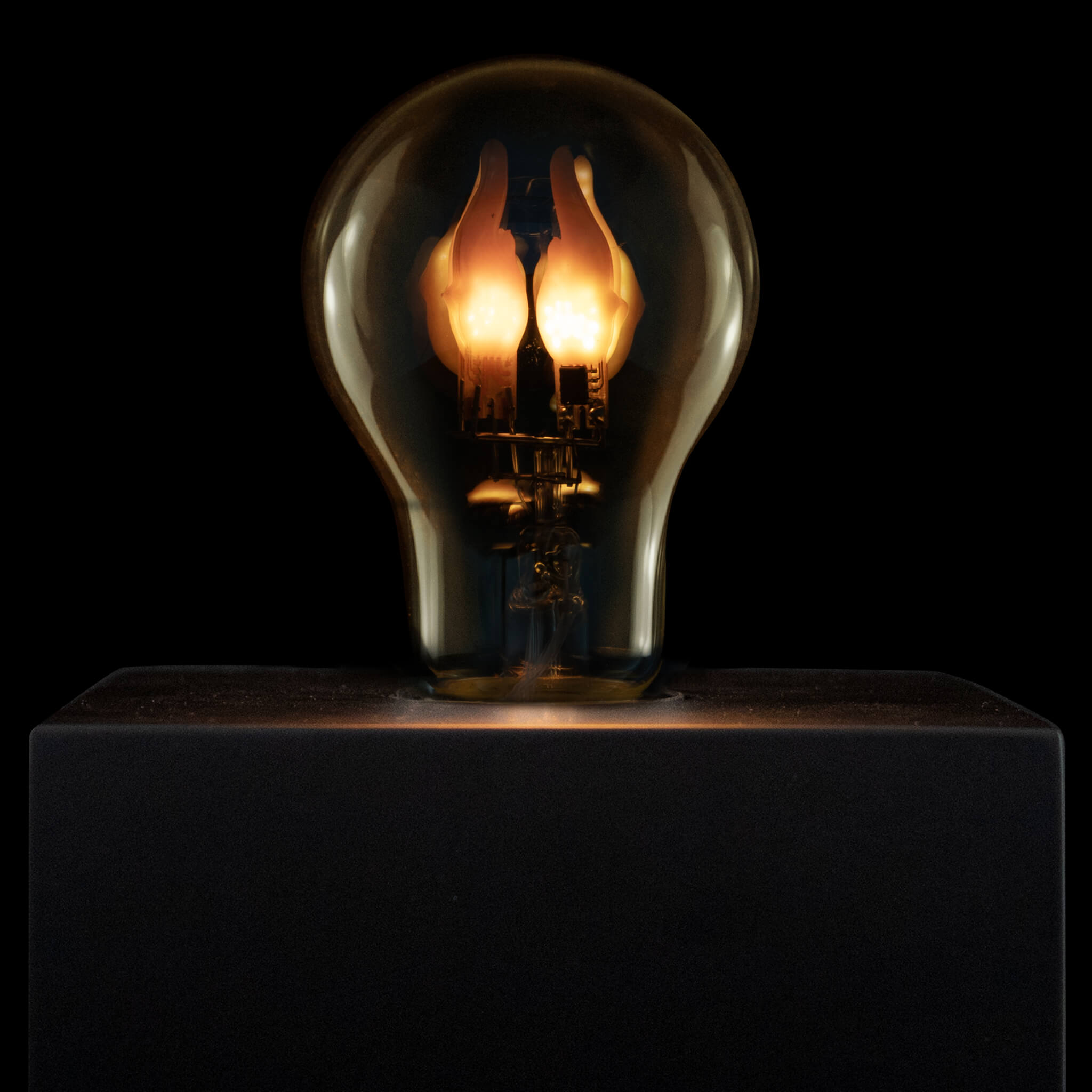 LED Glühlampe Fire Flame up smokey grau