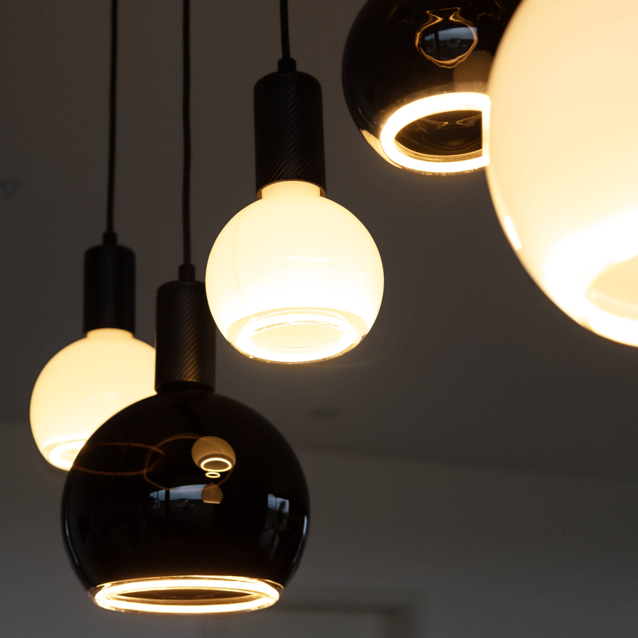 LED Floating Billard Globe 125 schwarz | 55580