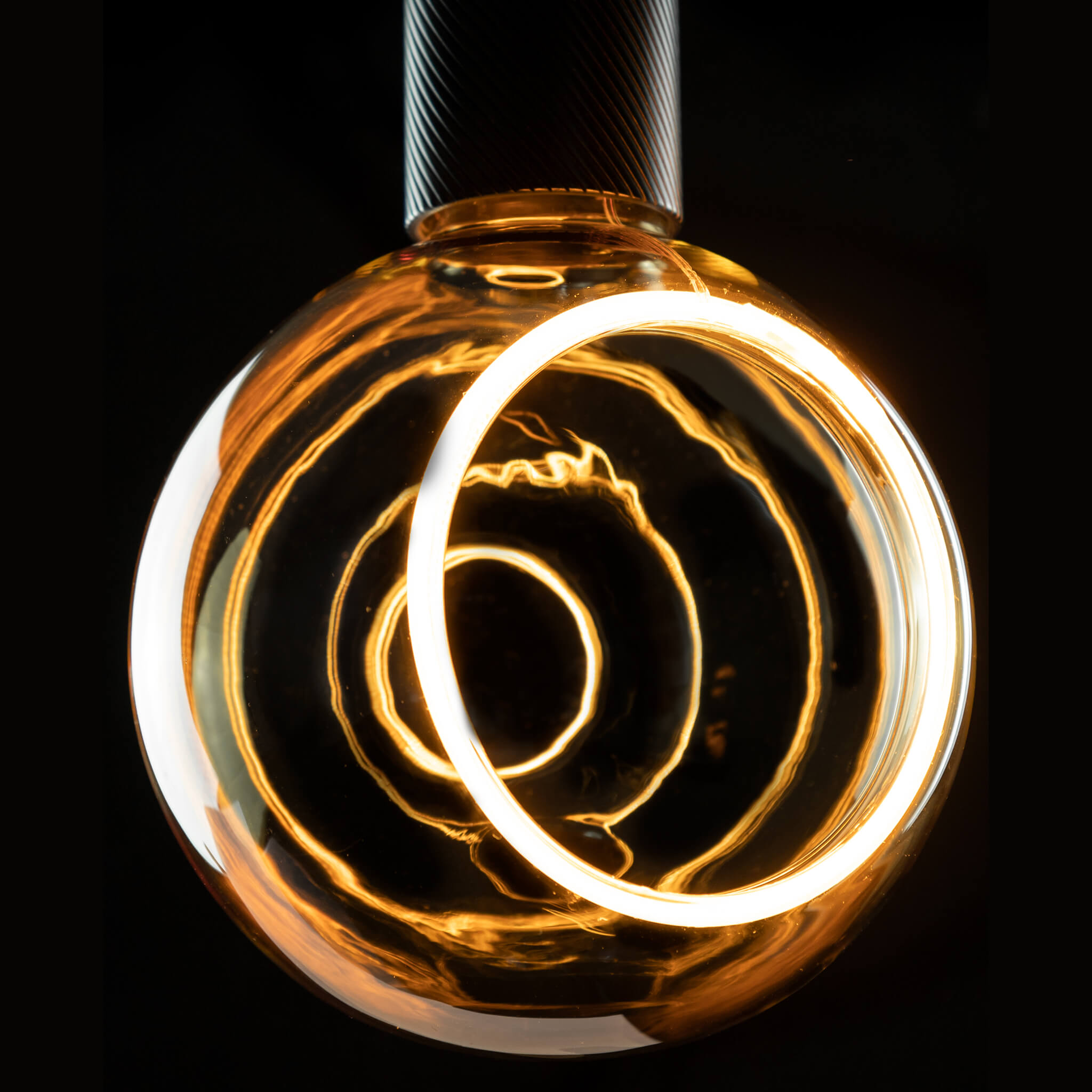 LED Floating Globe 150 golden 90°, 55033