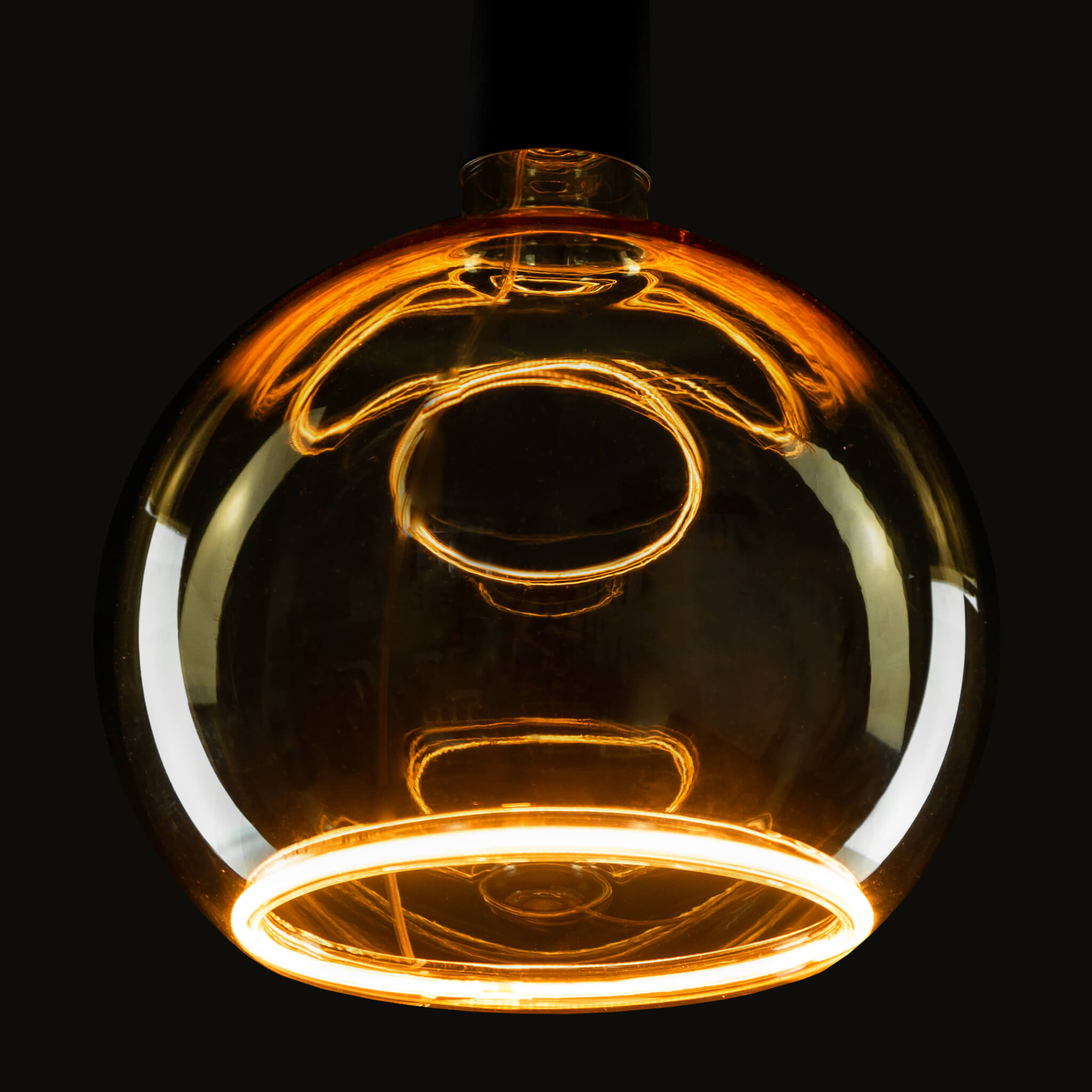 55077 LED Floating Globe 150 golden 2200 K