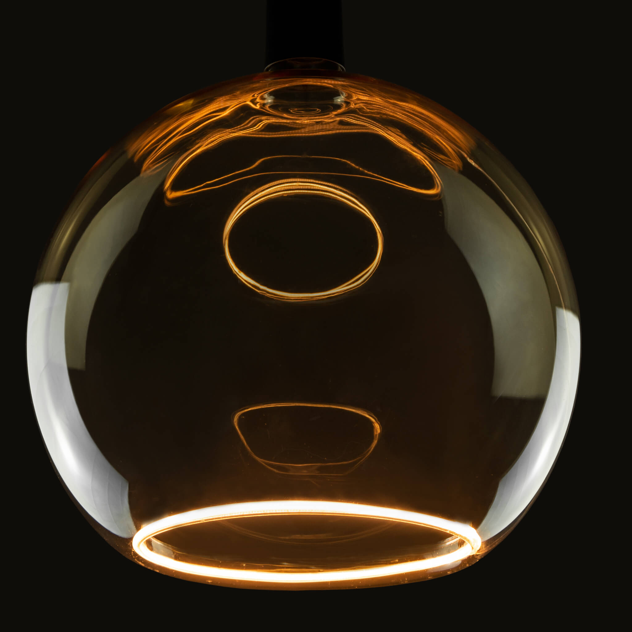 55079 Floating Globe 300 gold, 2200 K