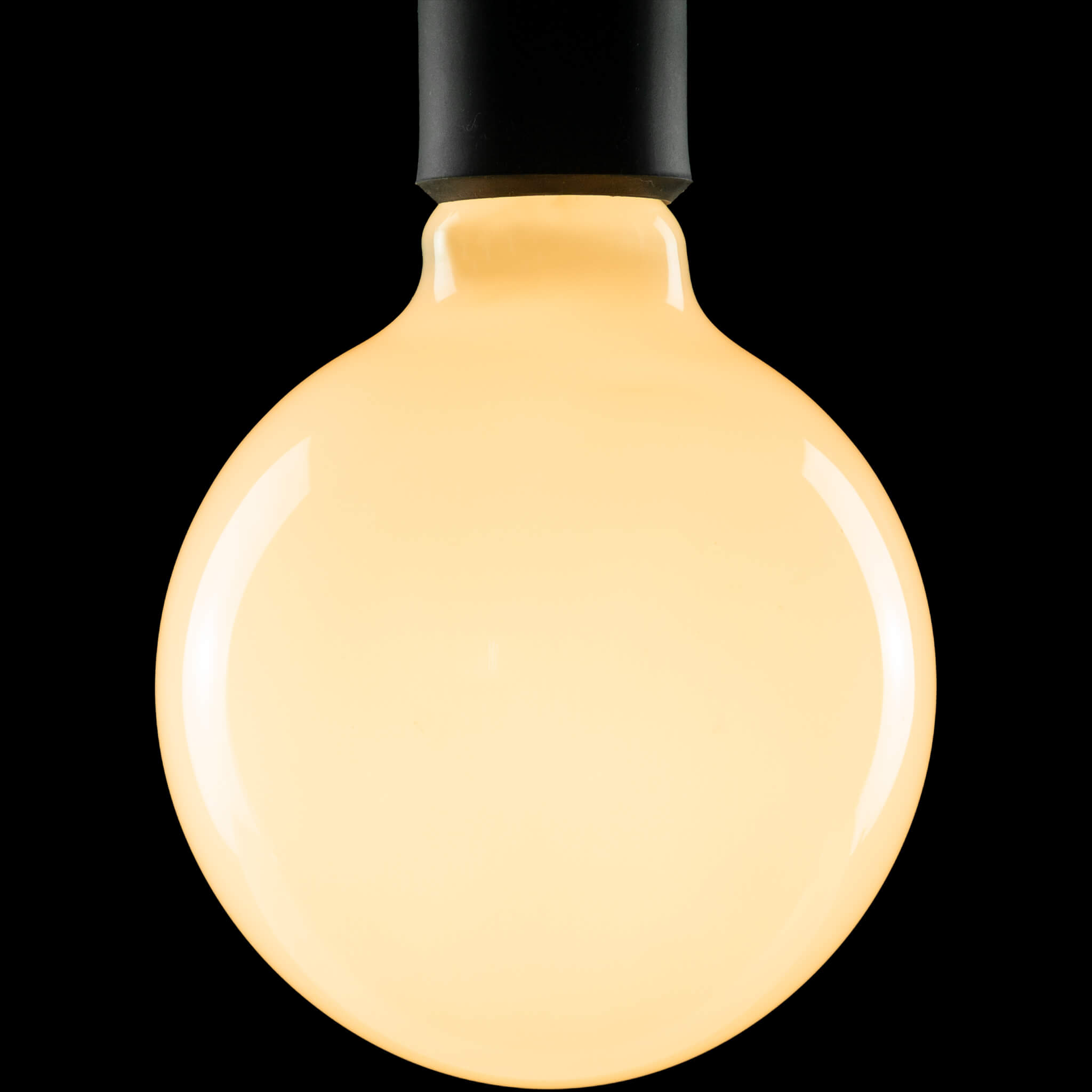 LED Globe 125 opal E27, 55684