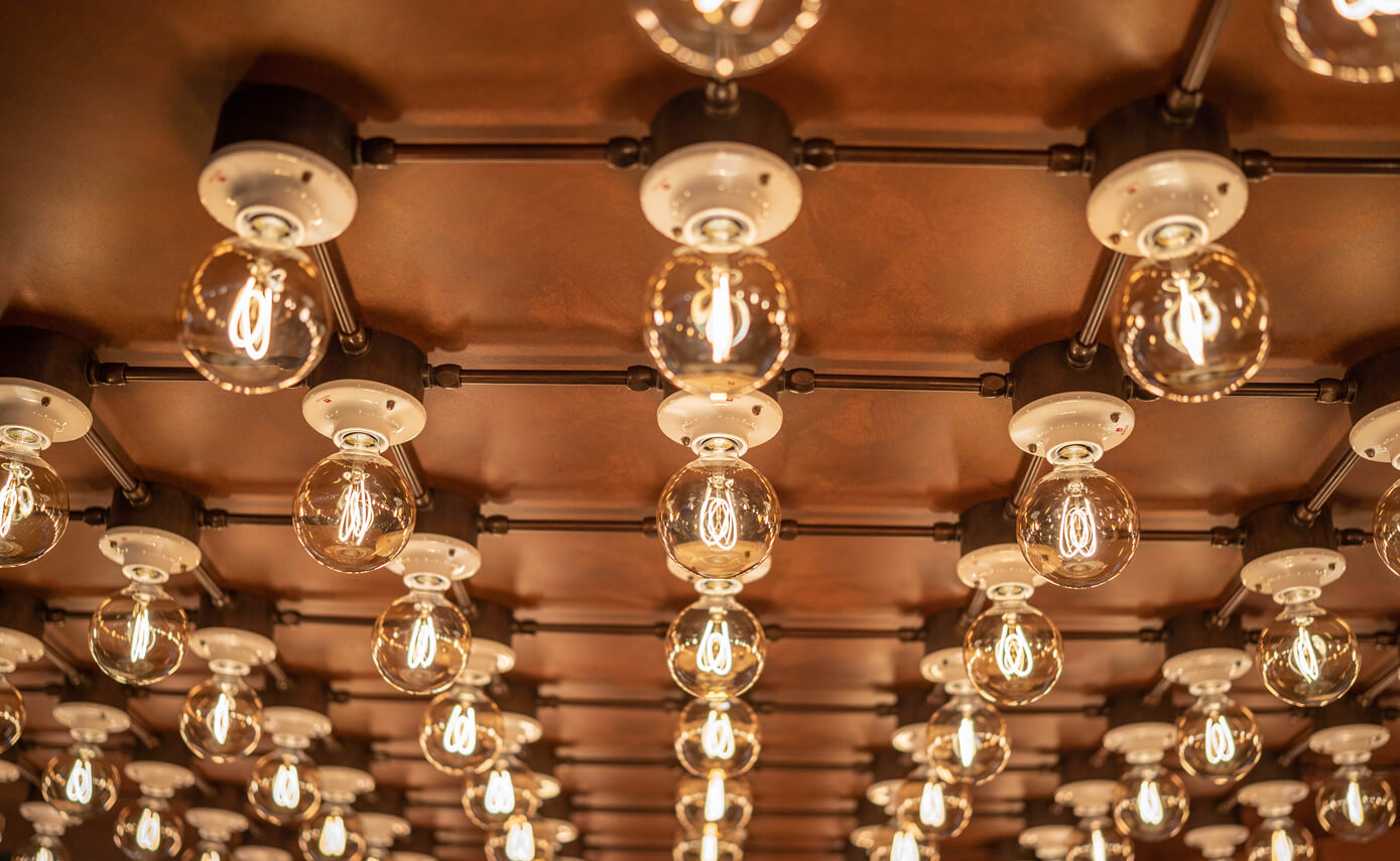 Reference image from Korte Einrichtungen in Kürten, numerous light fittings installed in the ceiling
