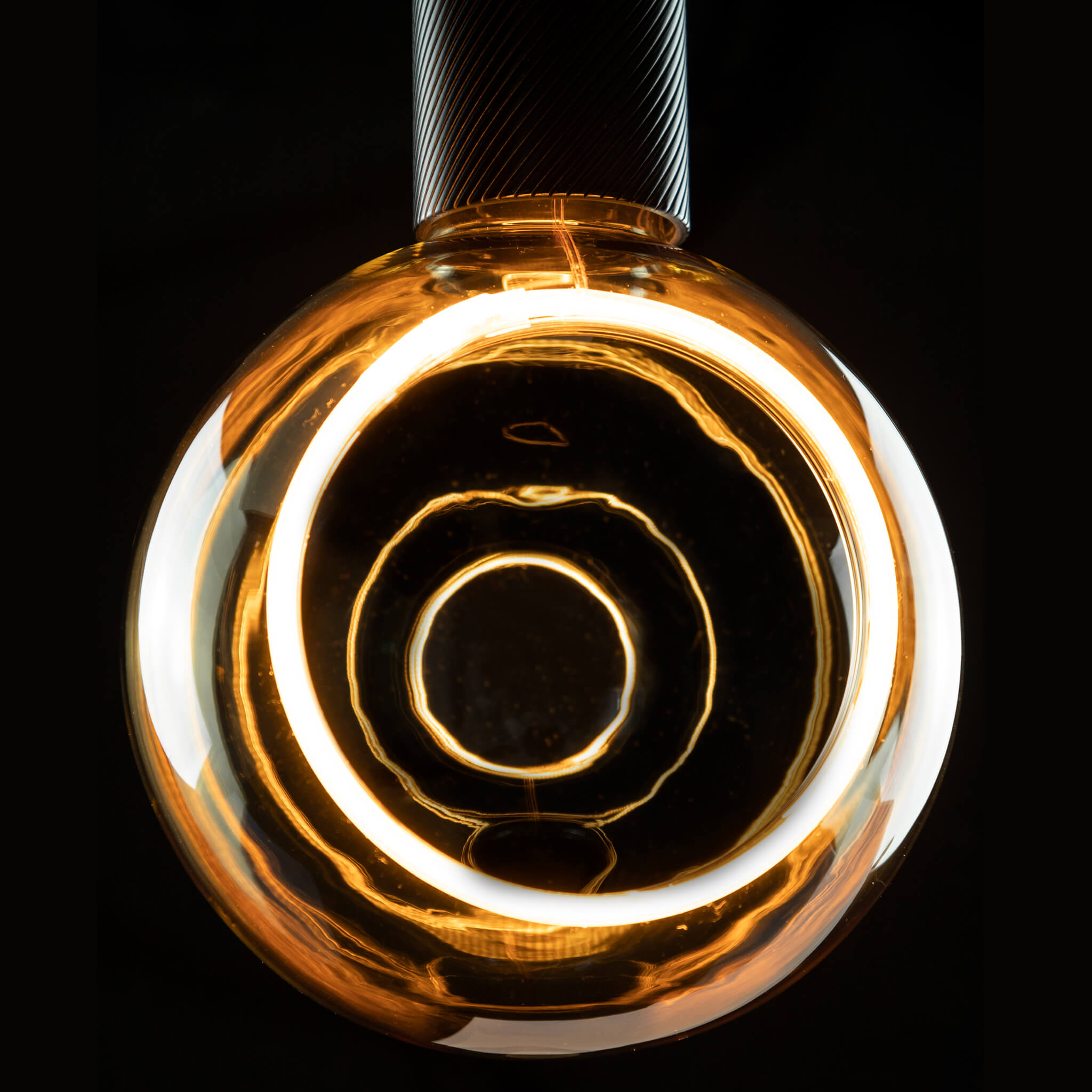 LED Floating Globe 150 golden 90°, 55033