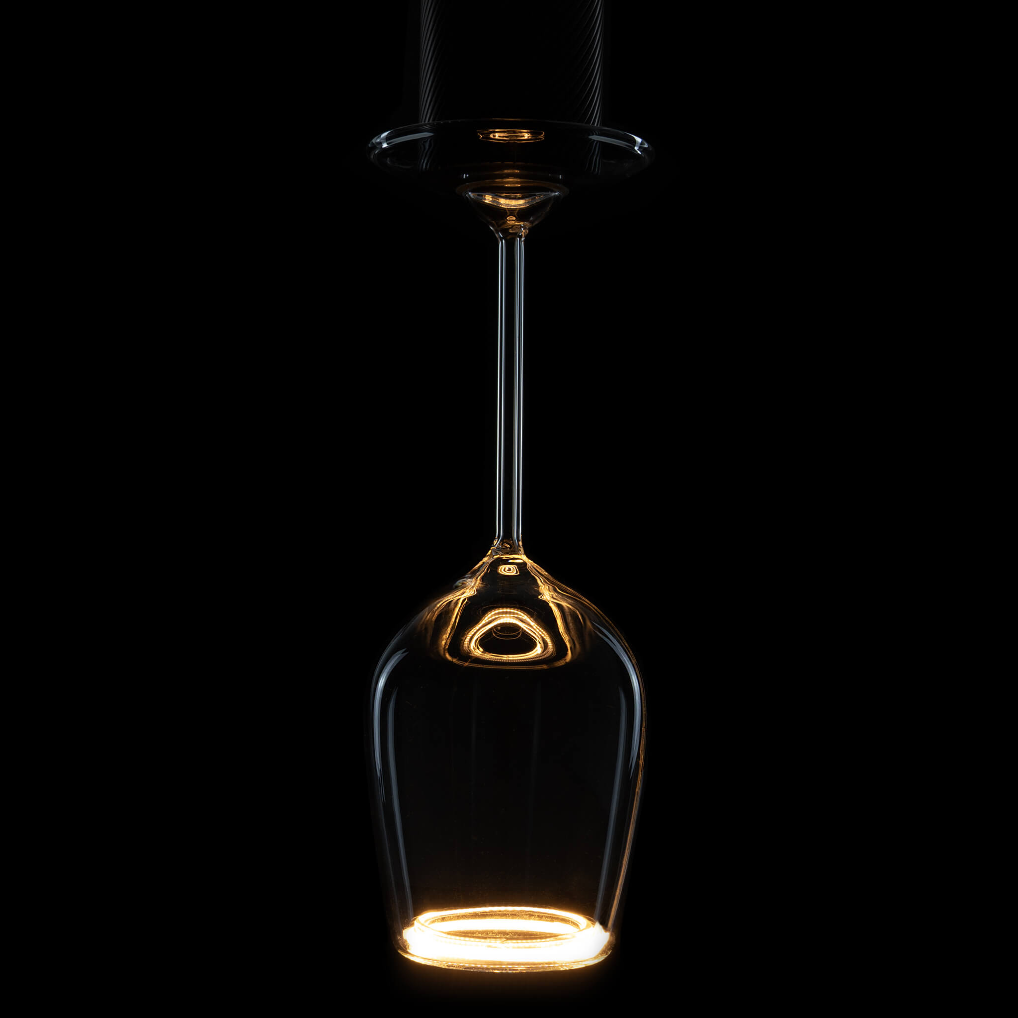 LED Floating Floating Cup Mini Rotwein klar E27 | in angeschaltetem Zustand | 55455