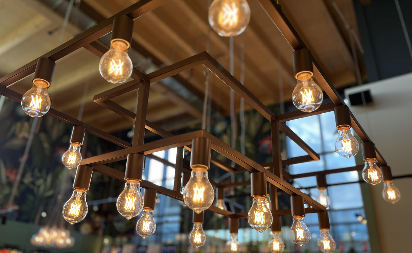 Reference image: ALEX restaurants across Germany, Vintage Bulb 55278 fitted in a chandelier-style fixture
