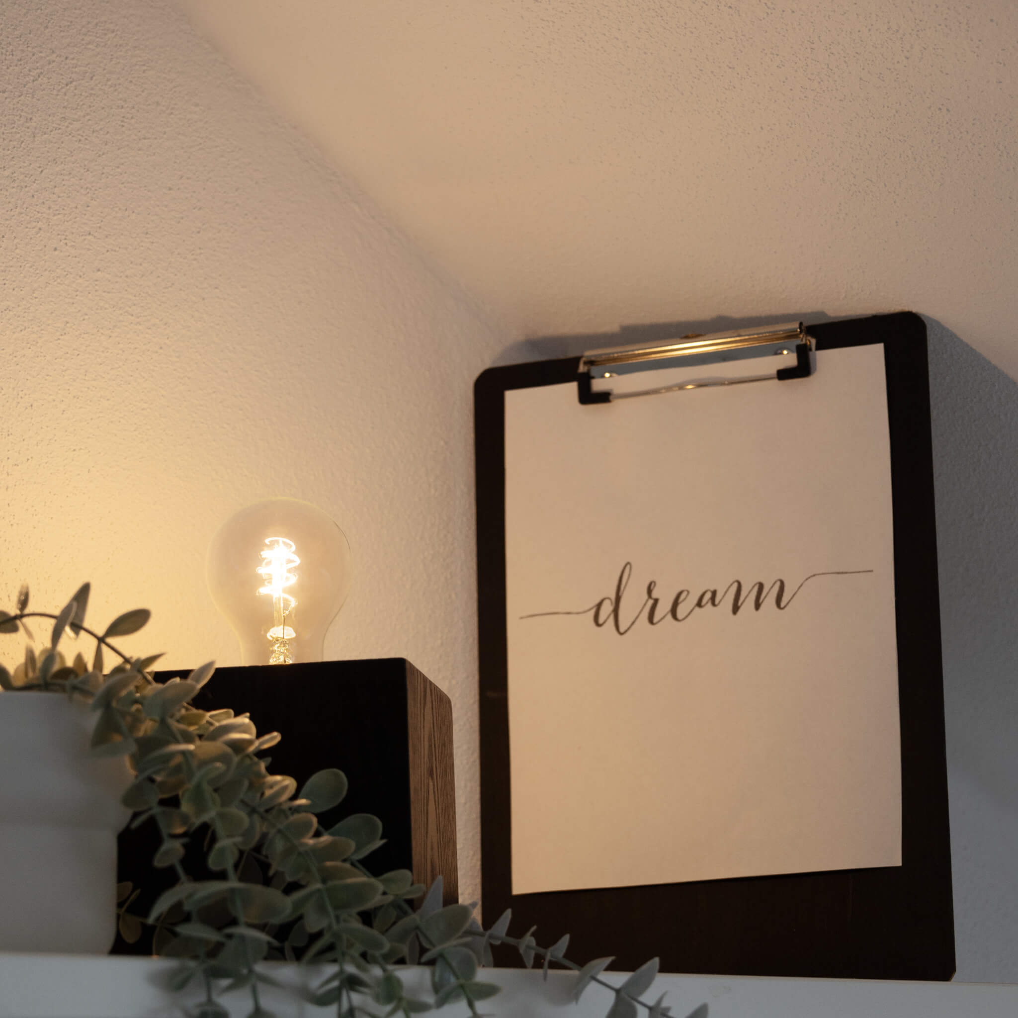 LED Glühlampe Elegant klar 2200K