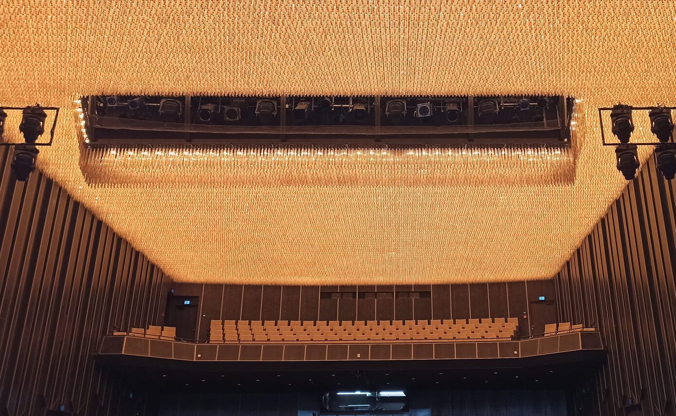 Reference image of the Schlosstheater in Fulda, tubular ceiling structure with light fittings