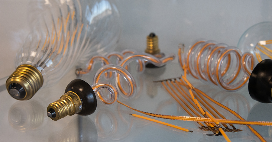 Knowledge Base | Quality Assurance at SEGULA | The Integrating Sphere | Filament Lamp Optics