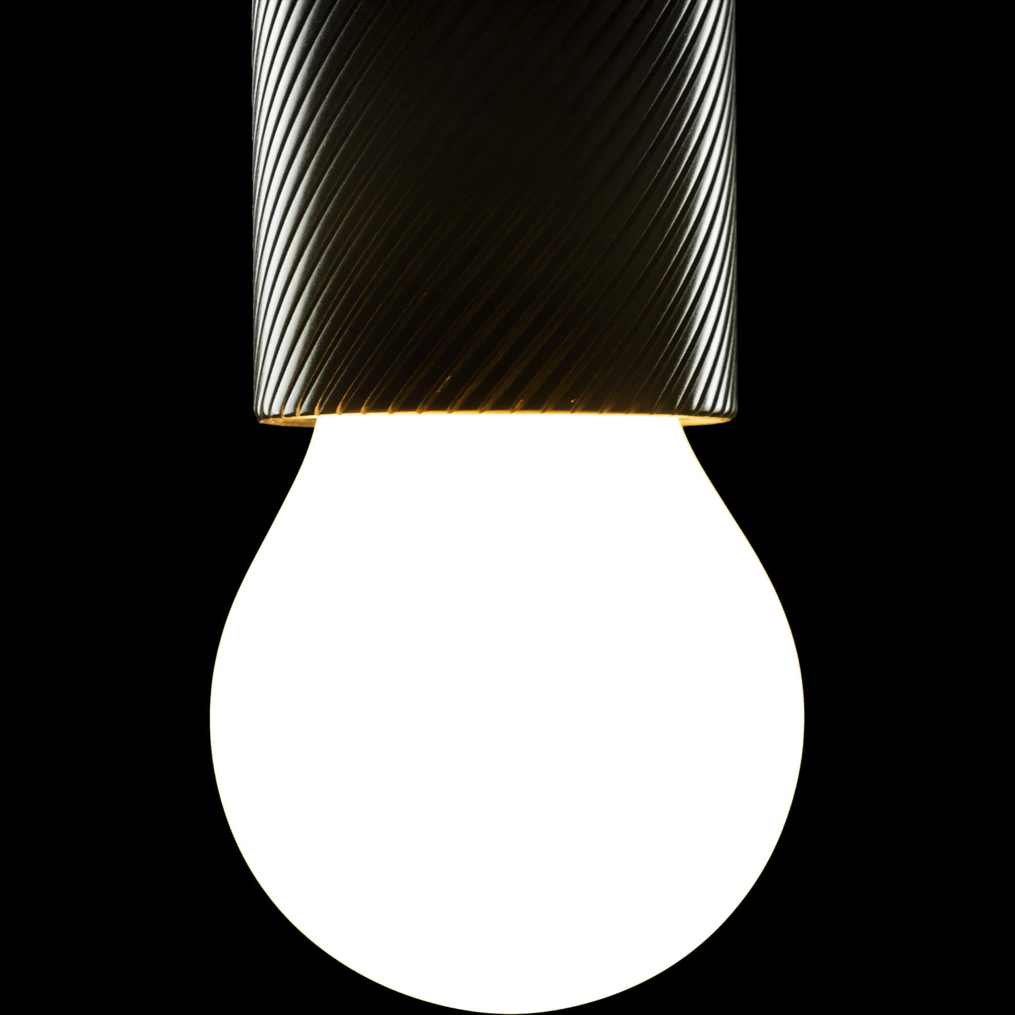 LED Glühlampe 24 V opal, Ambient Dimming, E27, 55885