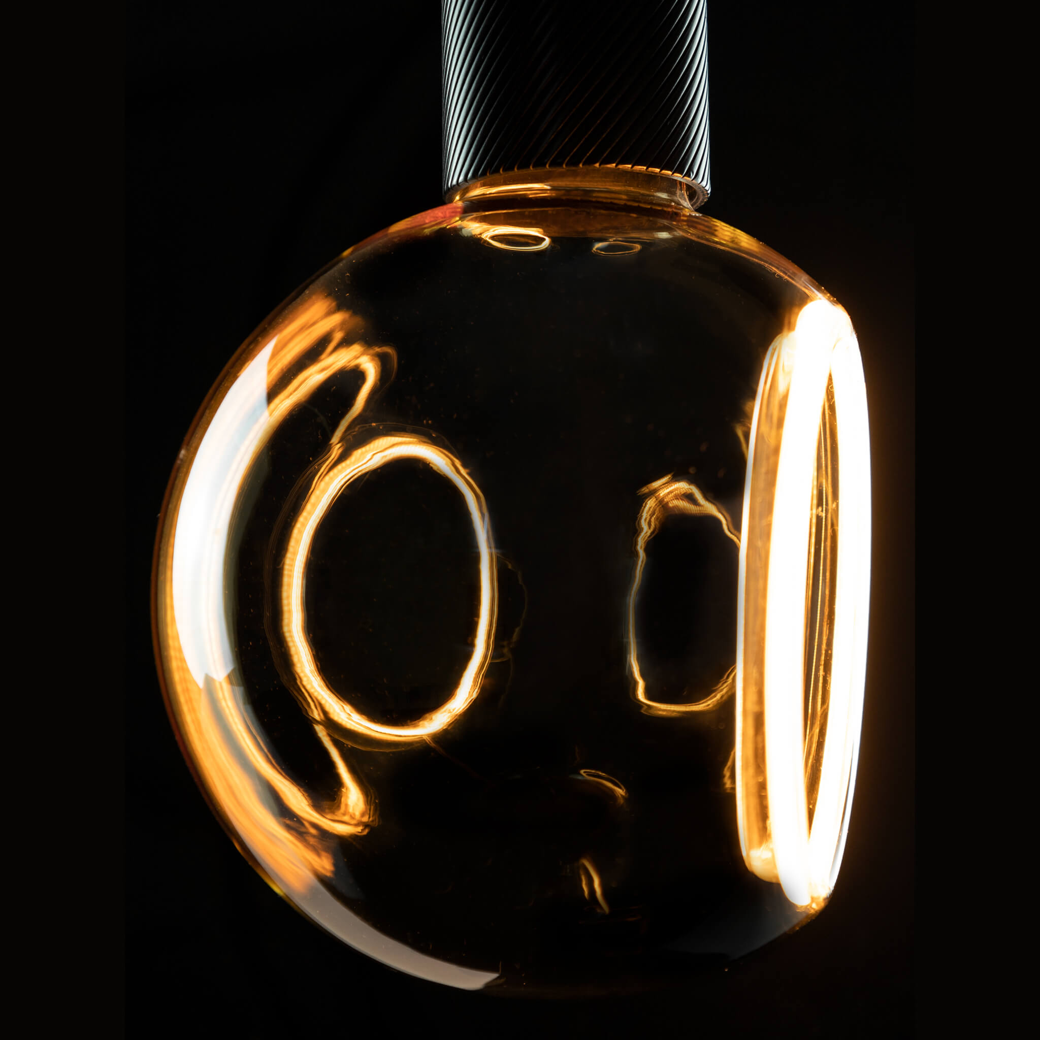 LED Floating Globe 150 golden 90°, 55033